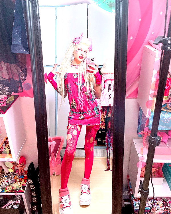 kriiizellda instagram image archive image