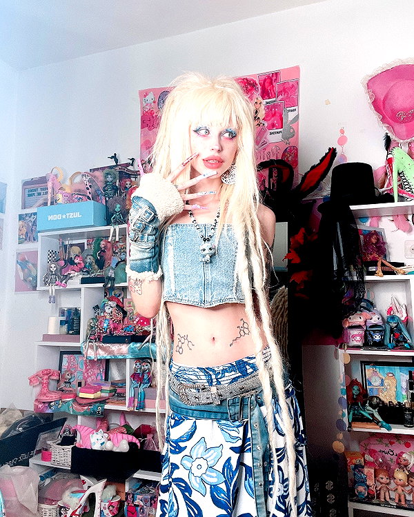 kriiizellda instagram image archive image