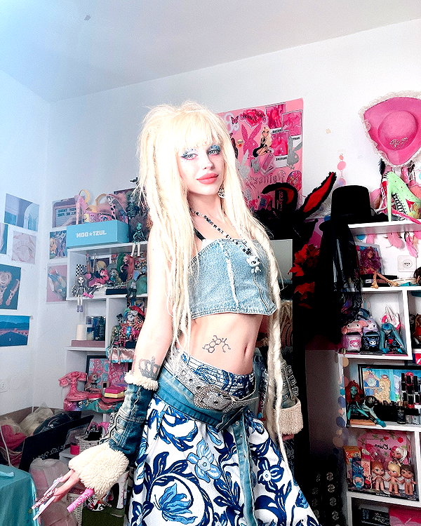 kriiizellda instagram image archive image