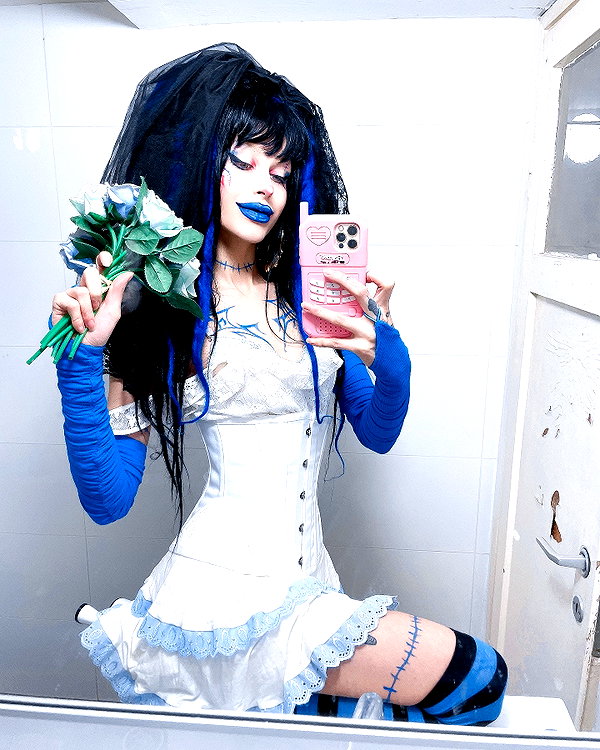 kriiizellda instagram image archive image