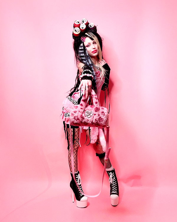kriiizellda instagram image archive image