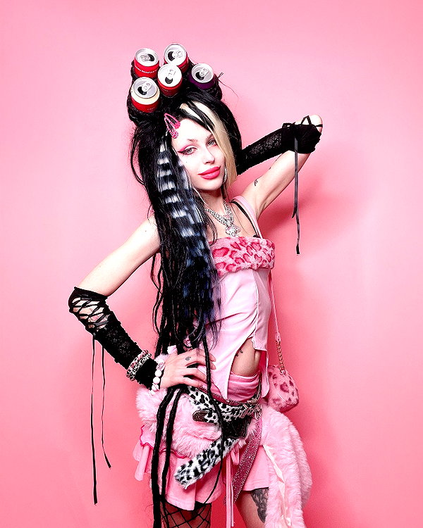 kriiizellda instagram image archive image