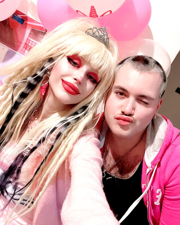 kriiizellda instagram image archive image