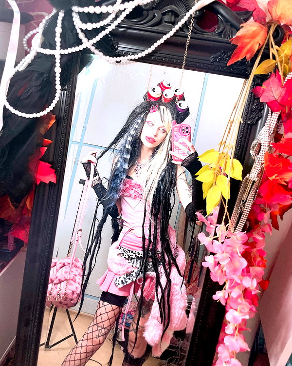 kriiizellda instagram image archive image