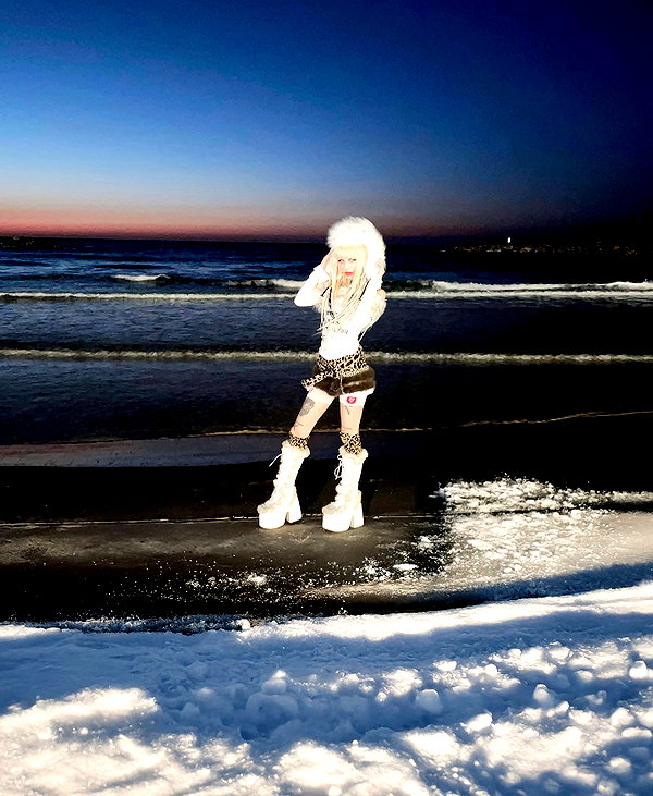 kriiizellda instagram image archive image