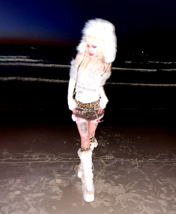 kriiizellda instagram image archive image
