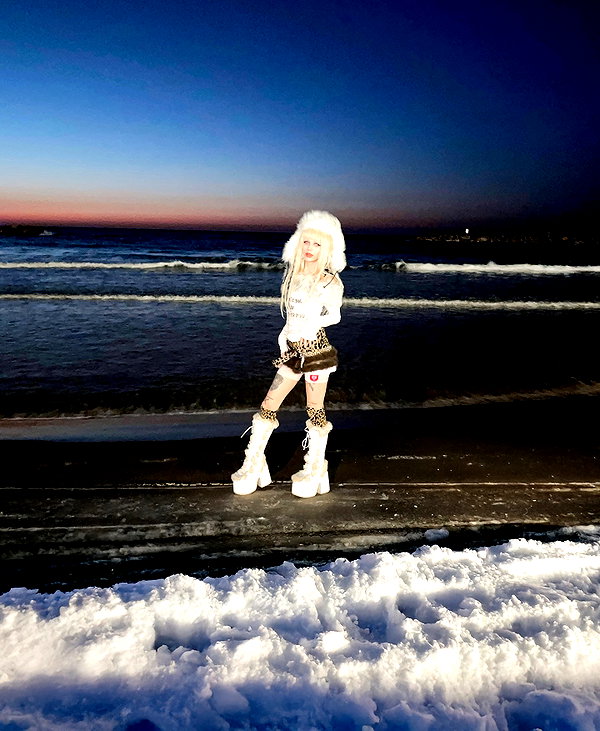 kriiizellda instagram image archive image