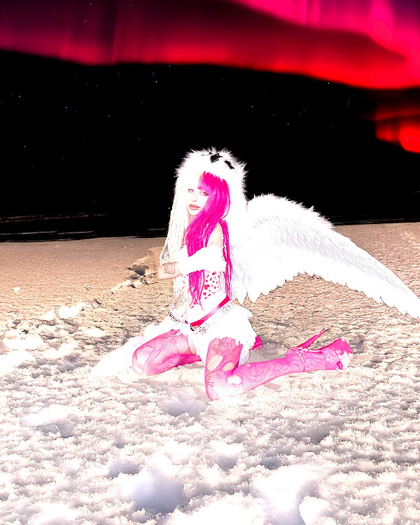 kriiizellda instagram image archive image