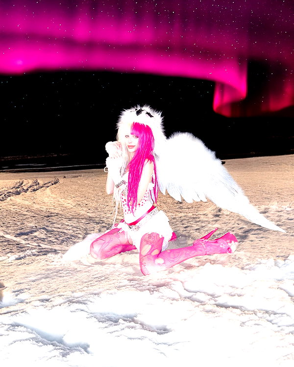 kriiizellda instagram image archive image