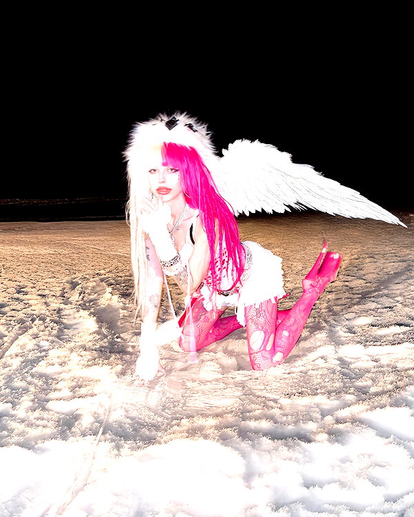 kriiizellda instagram image archive image