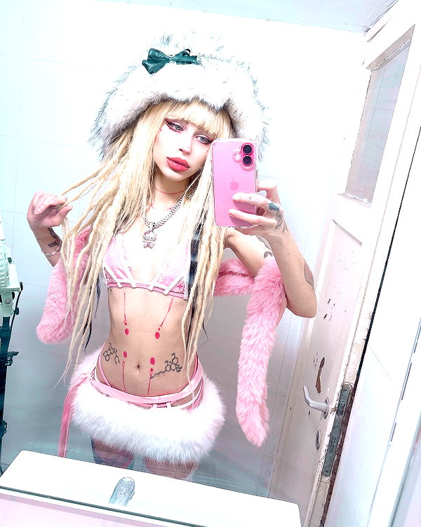 kriiizellda instagram image archive image