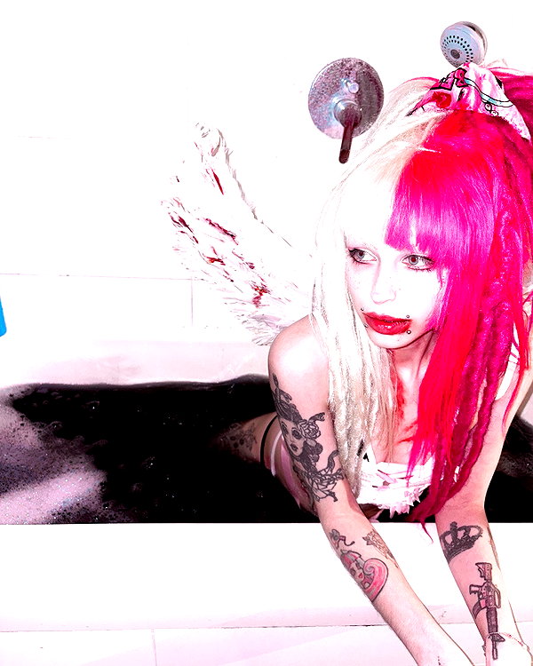 kriiizellda instagram image archive image