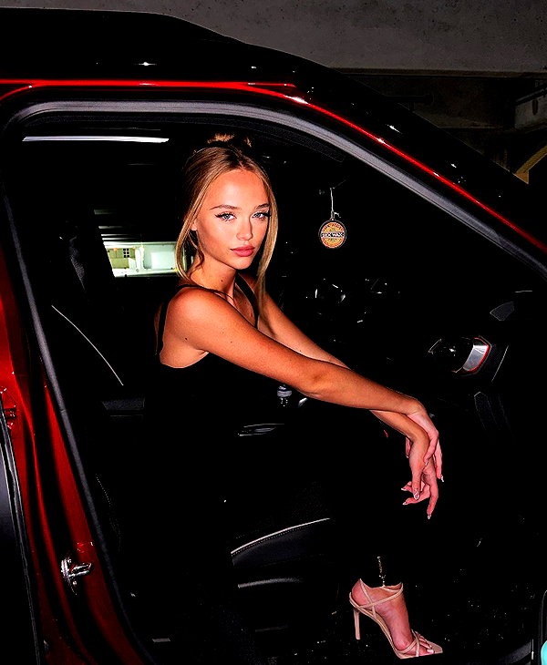 kyla.doddsss instagram image archive image