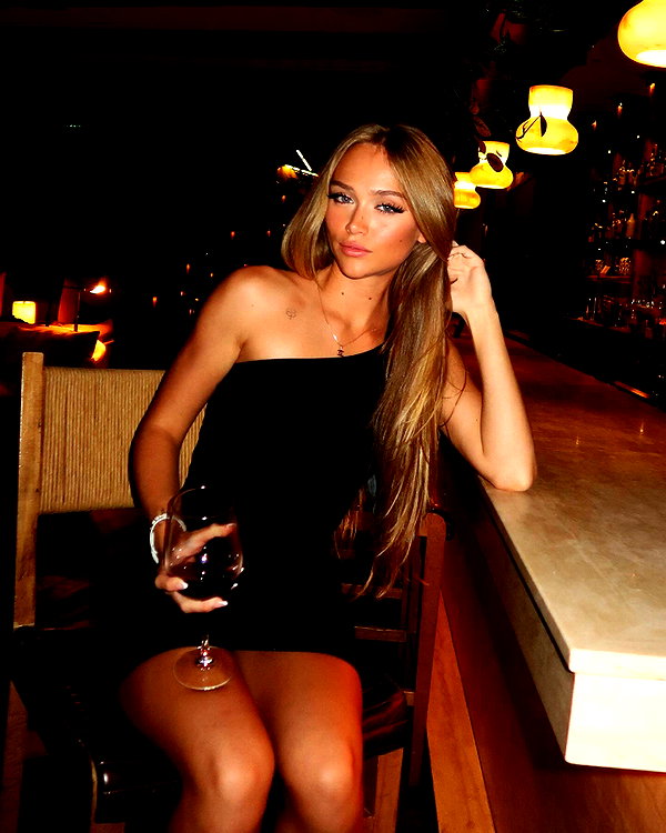 kyla.doddsss instagram image archive image