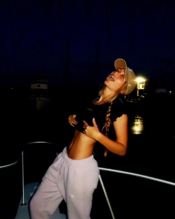 kyla.doddsss instagram image archive image