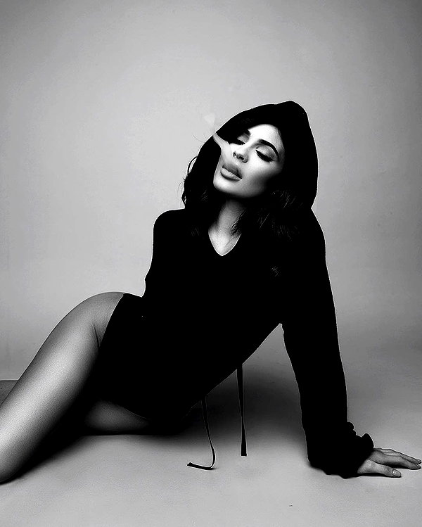 kyliejenner instagram image archive image