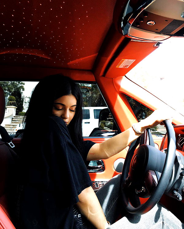 kyliejenner instagram image archive image