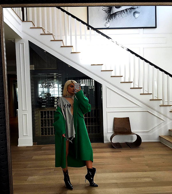 kyliejenner instagram image archive image