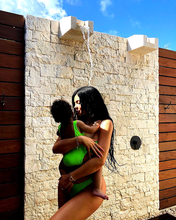 kyliejenner instagram image archive image