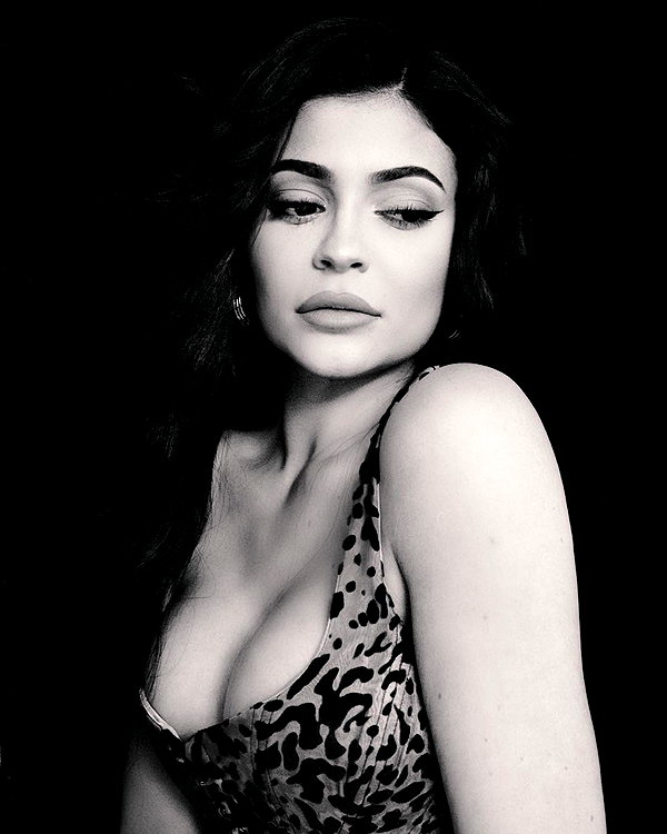 kyliejenner instagram image archive image