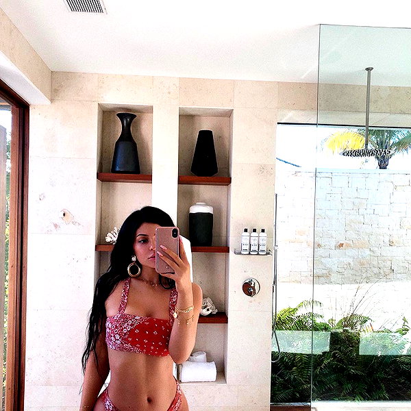 kyliejenner instagram image archive image