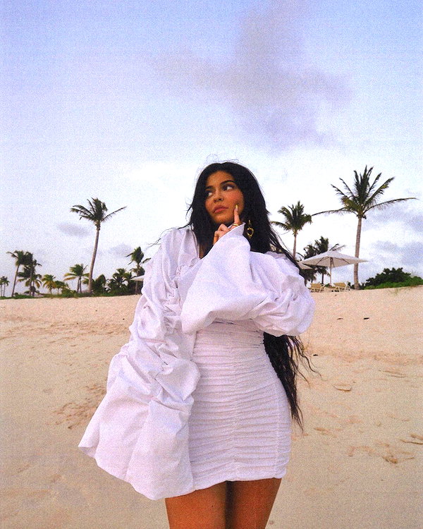 kyliejenner instagram image archive image