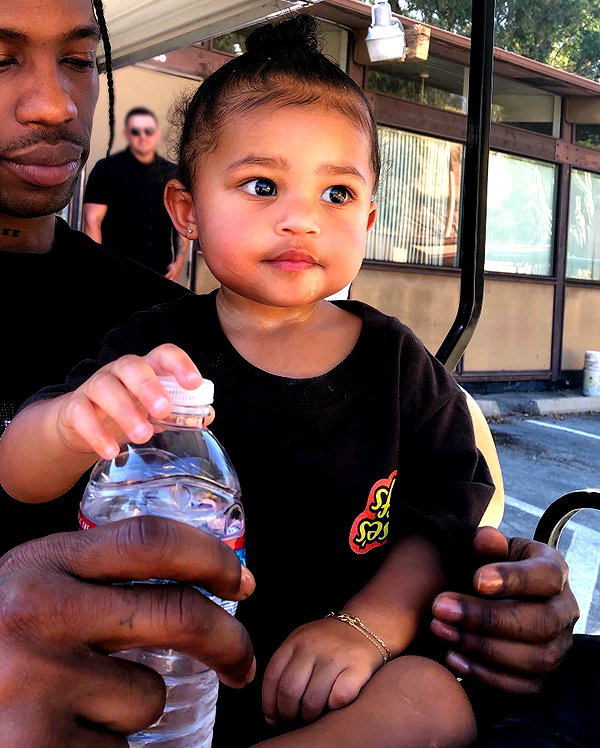 kyliejenner instagram image archive image
