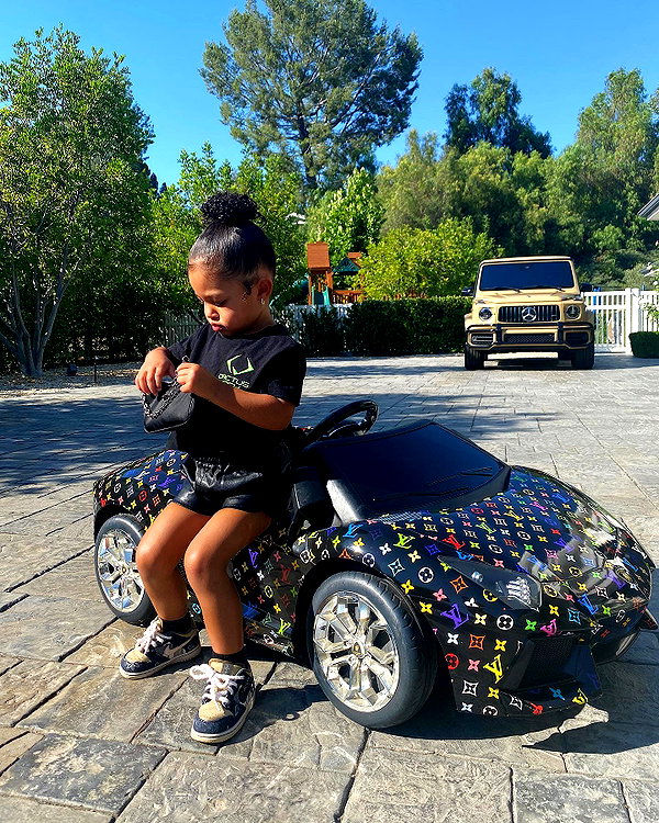 kyliejenner instagram image archive image