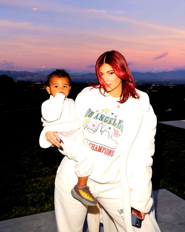 kyliejenner instagram image archive image