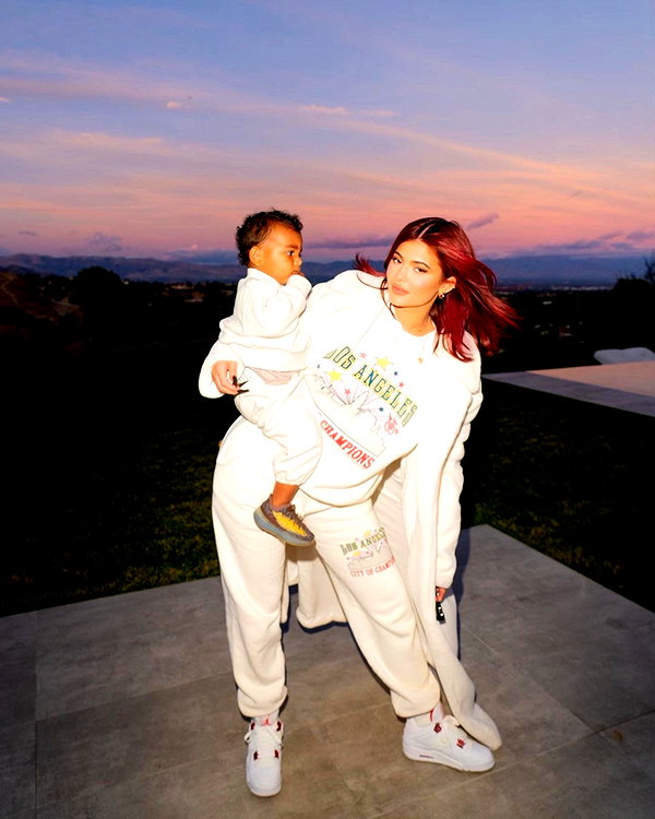 kyliejenner instagram image archive image