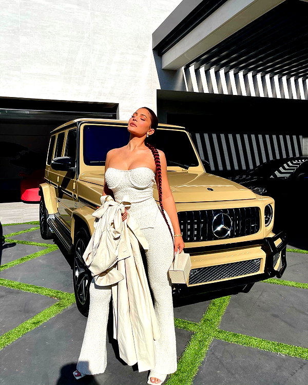 kyliejenner instagram image archive image