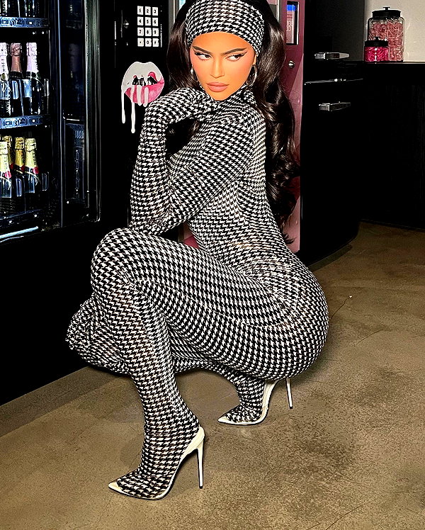 kyliejenner instagram image archive image