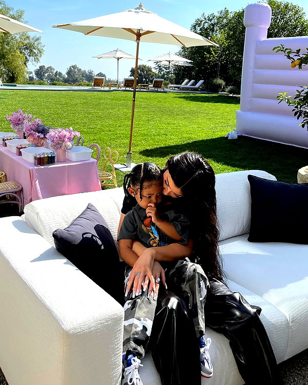 kyliejenner instagram image archive image