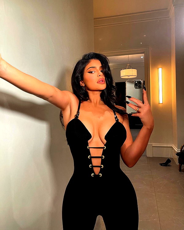 kyliejenner instagram image archive image