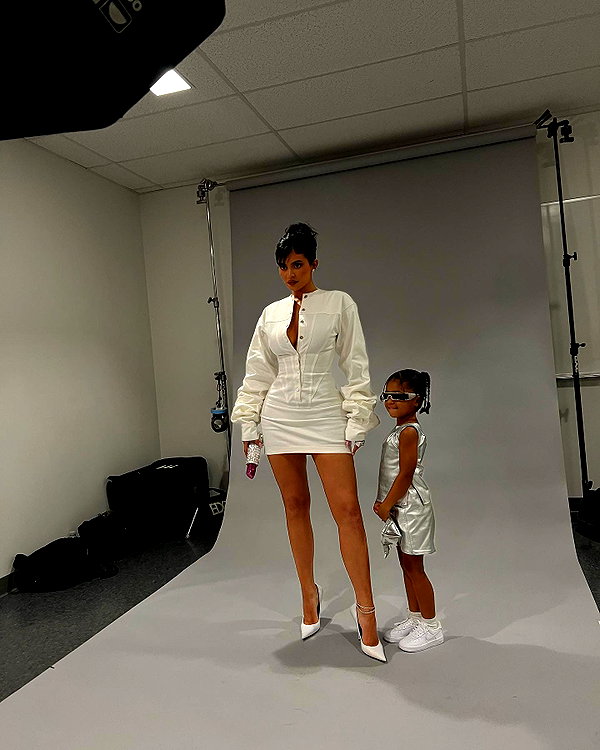 kyliejenner instagram image archive image