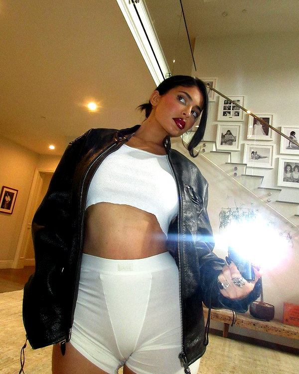 kyliejenner instagram image archive image