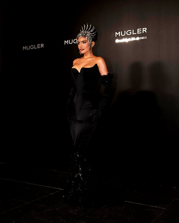 kyliejenner instagram image archive image