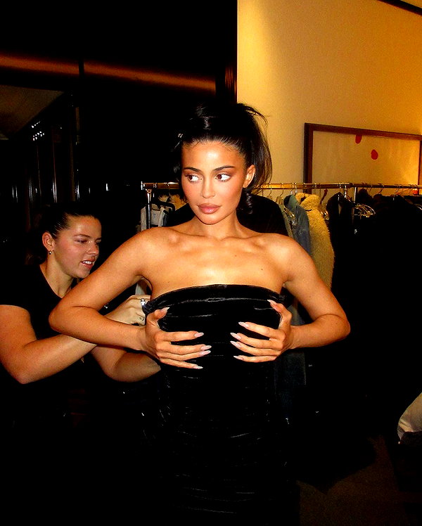kyliejenner instagram image archive image