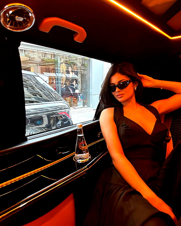 kyliejenner instagram image archive image