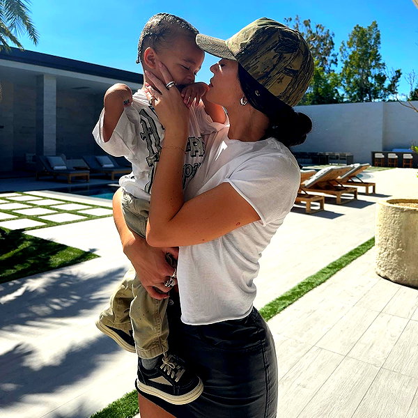 kyliejenner instagram image archive image