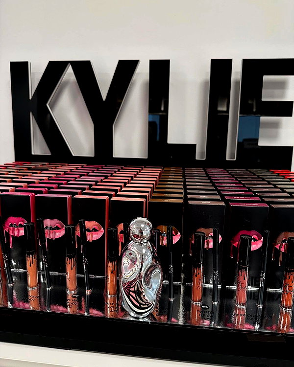 kyliejenner instagram image archive image