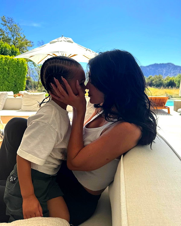 kyliejenner instagram image archive image
