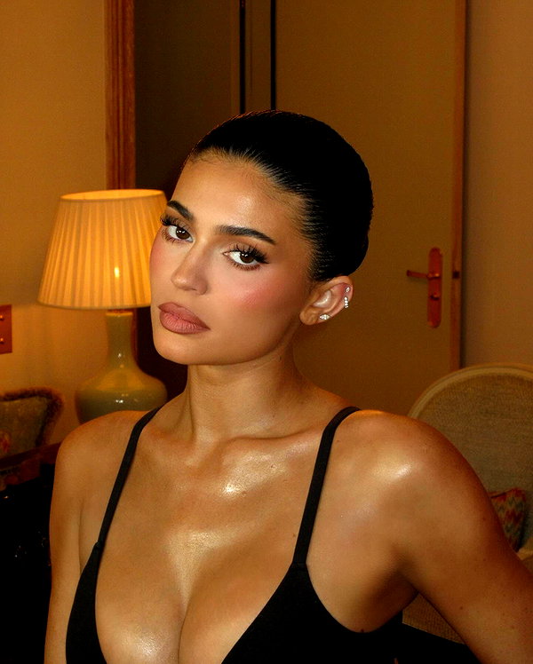 kyliejenner instagram image archive image