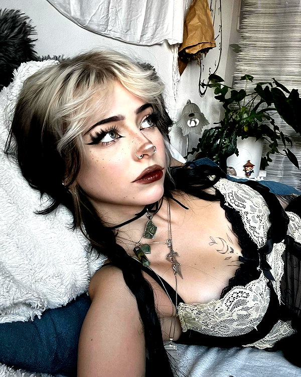 l.rsn_ instagram image archive image