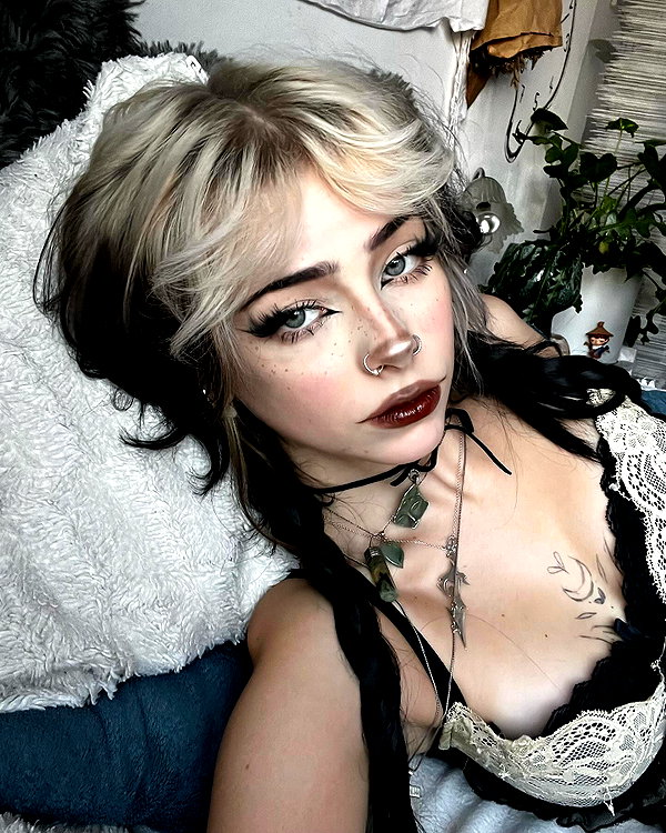l.rsn_ instagram image archive image
