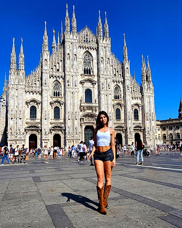 la.vica_ instagram image archive image