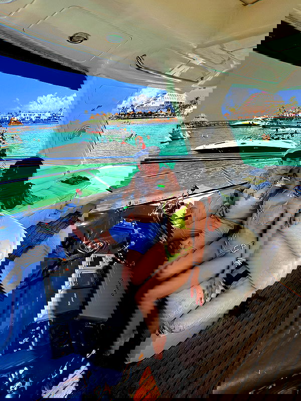 lapatronaz lapatronaz archive image