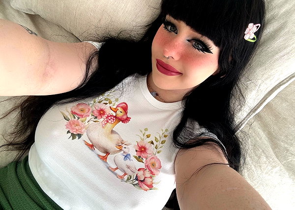 lara.roseb instagram image archive image