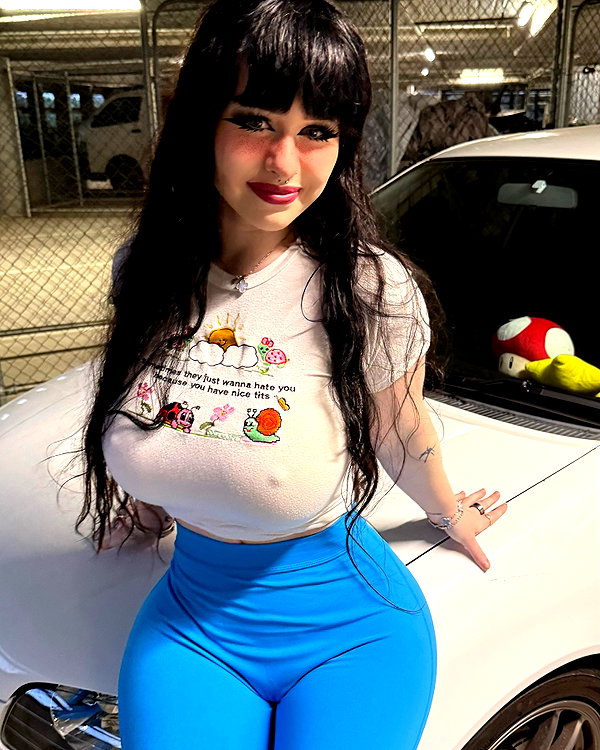 lara.roseb instagram image archive image