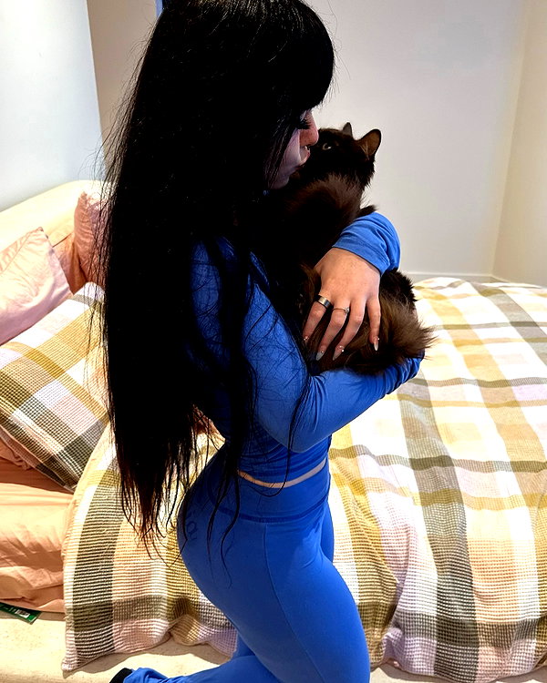 lara.roseb instagram image archive image